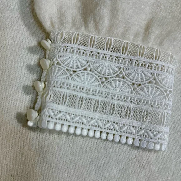 La Maille Sézane Gilet Melina in Ecru [30] - Picture 9 of 11